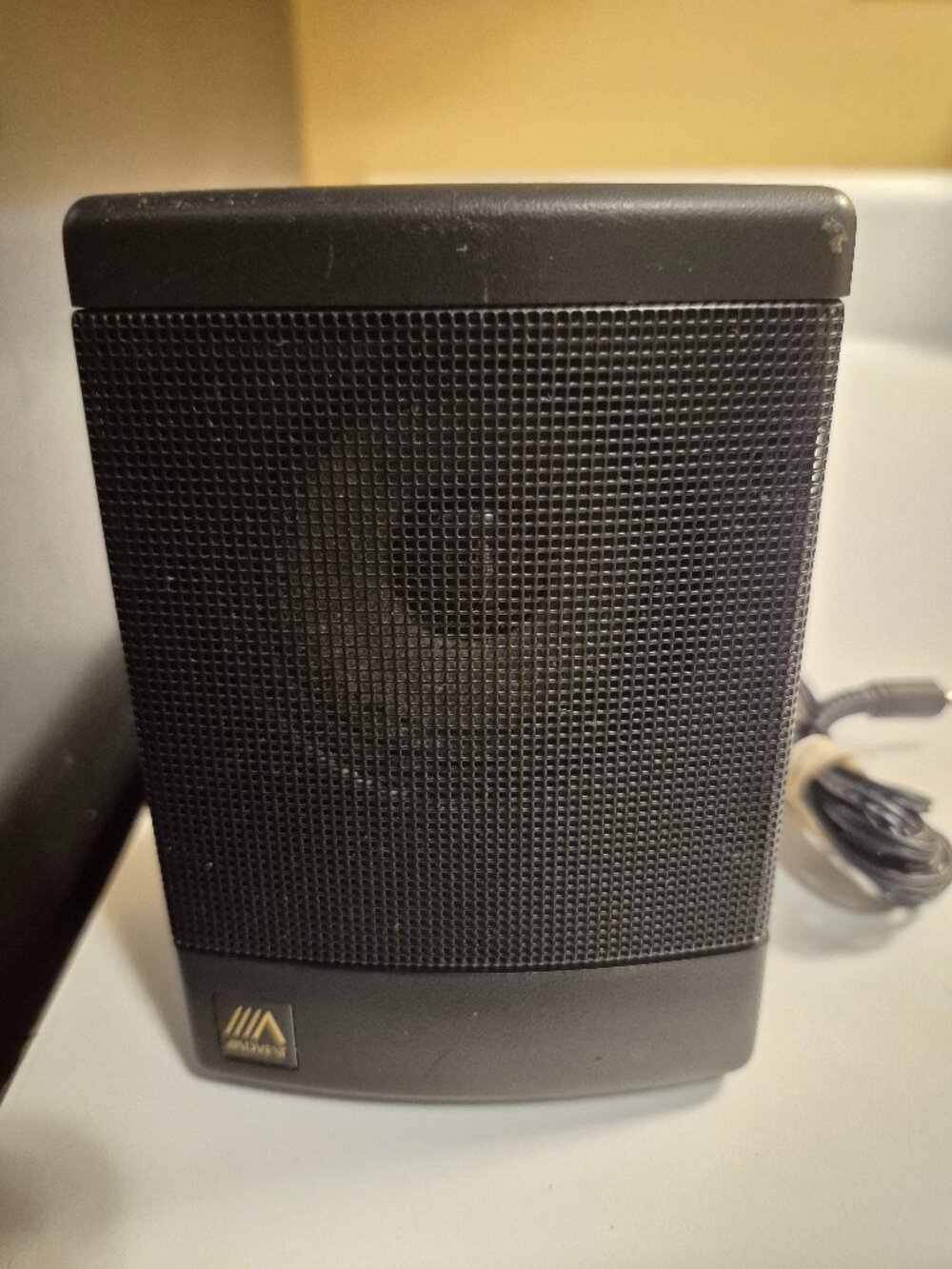 AR ACOUSTIC POWERED PARTNER AR22 BLACK (1)